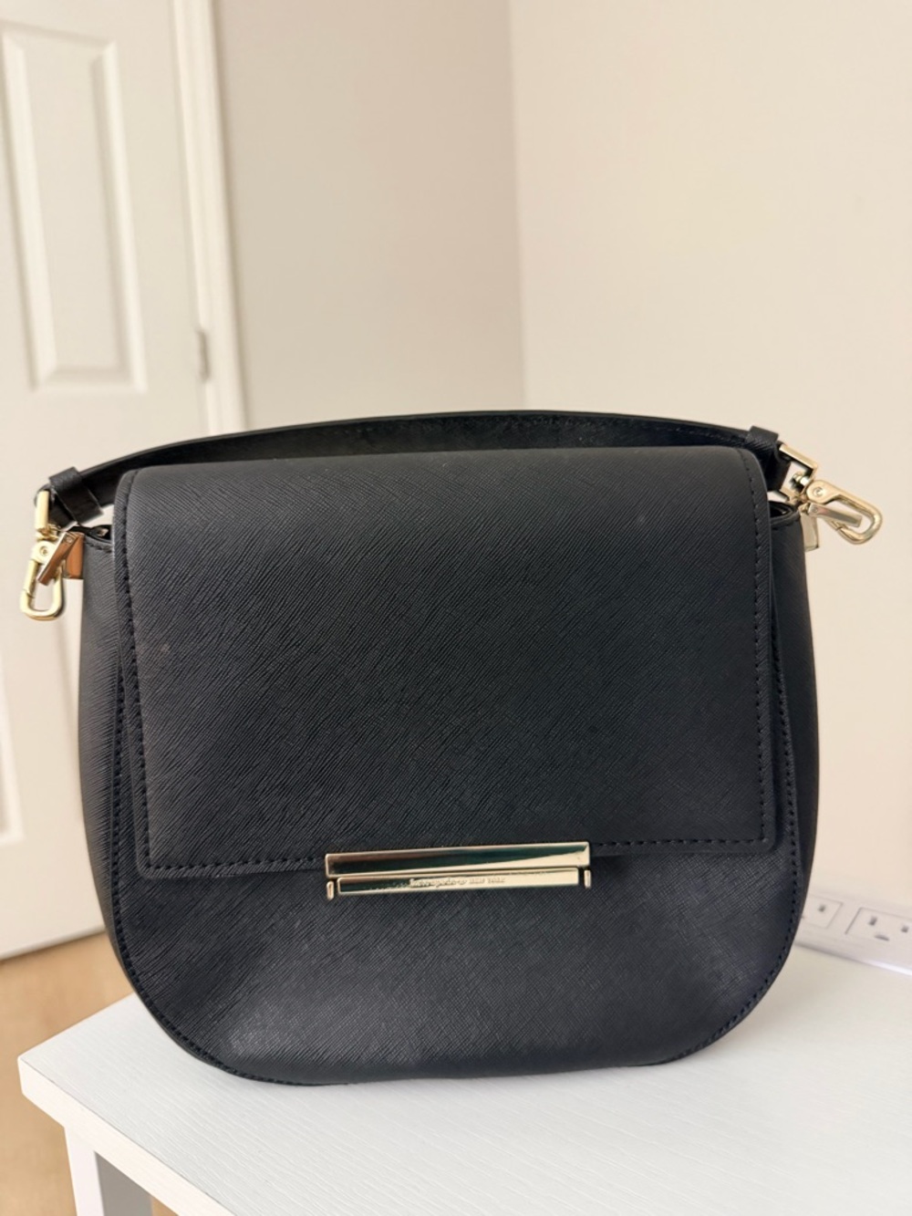 Kate Spade New York Heritage Make It Mine Byrdie Bag | Black Top Handle Purse